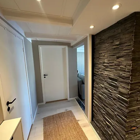Dronninns Gate, 0401 Διαμέρισμα